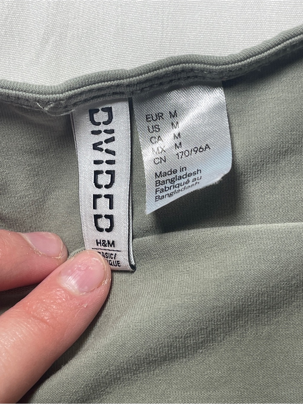 H&M Women's Olive Green Long Sleeve Cropped Open
Back Top Size Medium | - Picture 5 of 8